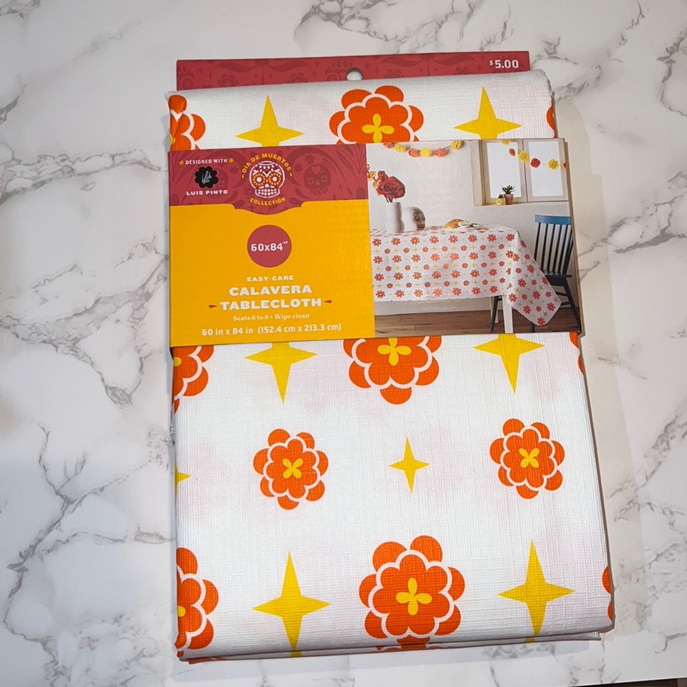 NWT Luis Pinto Calavera East care Tablecloth Dia De Muertos Collection (60x 84”)